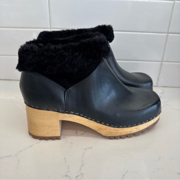 MIA Shoes - New MIA Clogs ‘Josi’ Women's Black Leather Boots with Sheep Fur Lining wood heel